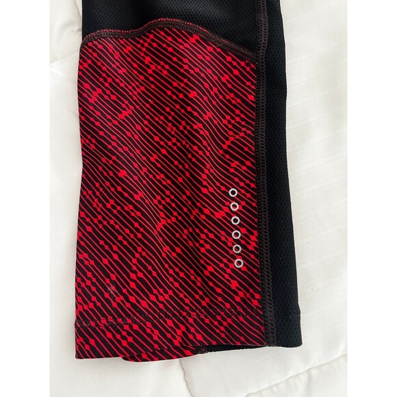 Nike DRI FIT Red and Black Capri Leggings Small - Picture 4 of 10